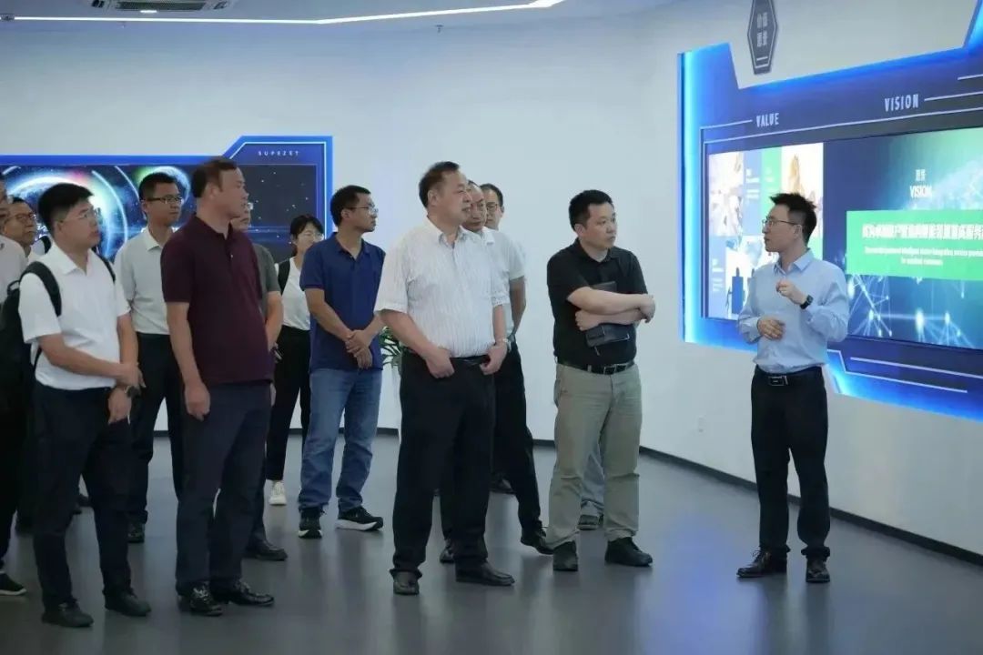 新能源 新动力 新未来|优德88股份“动力与能源工业集群”圆桌座谈会顺遂召开