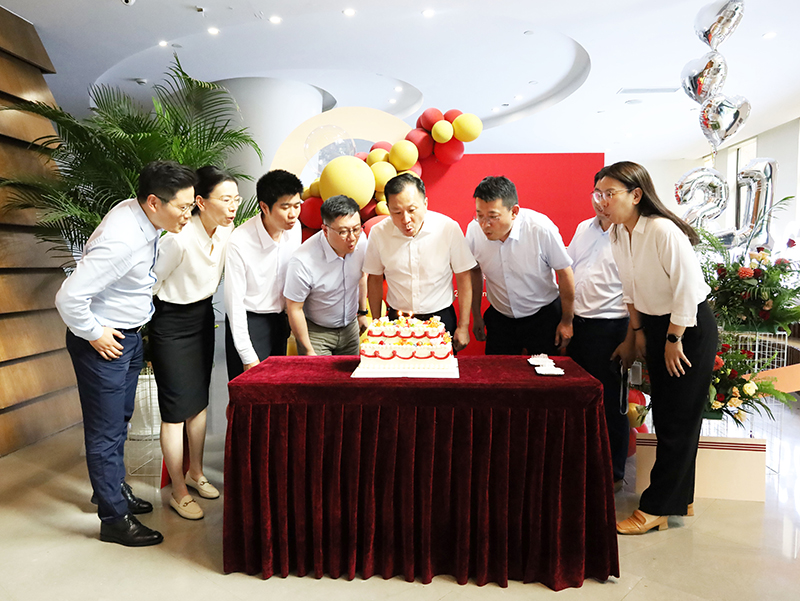 二十一载 智造未来丨贺优德88股份廿一诞辰，，，，，，再启新篇